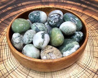 Moss Agate Tumbled Stone, 20mm - 30mm, Polished Moss Agate Crystal, Medium Tumbled Crystal, Natural Moss Agate, Moss Agate Pocket Stone