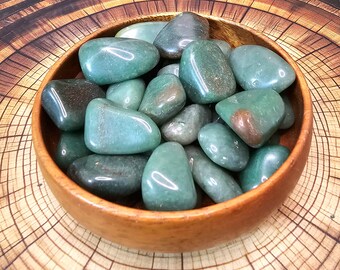 Green Aventurine Tumbled Stone, 20mm - 30mm, Green Luck Crystal, Polished Adventurine Tumble, Natural Green Aventurine Mineral, Manifest