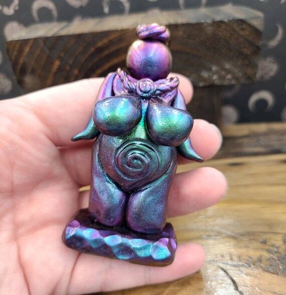 pachamama gaia priestess for altar teraphim statue GUARDIAN handmade clay goddess art figurine miniature sculpture devotional art for her
