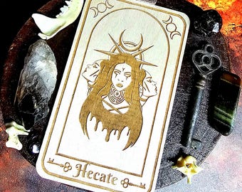 Hekate Gottheit Altar Karte, Hekate Altar Dekoration, Dreifache Göttin Karte, Gottheit Arbeit, Pagan Kristall Kit, Hexen Altar Kunst, Göttin der Hexerei Kunst