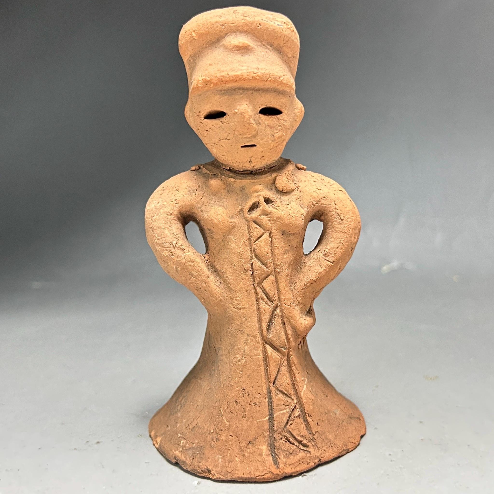 Japanese Haniwa Girl Figurine/traditional Design/sculpture