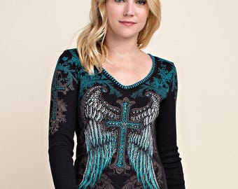 Vocal Apparel zwarte damestop met verfraaide kruis- en engelenvleugels en lange mouwen