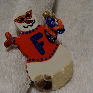 Gator&#39;s Fan Holiday Pin ..... Support your college team .... GO GATORS