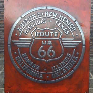 Insegna vintage della Route 66 | Decorazione murale in metallo fuso fatta a mano | Decorazione di lusso per garage | Regalo per auto d'epoca | Scultura di Pallarols