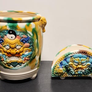 Accessorio da scrivania vintage in ceramica asiatica a forma di cane/drago Foo, porta biglietti da visita, portapenne, vaso