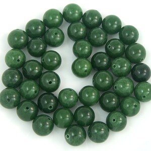 10mm Round Jade Beads - 40 beads - Dark Green
