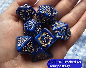 Juego de dados Sapphire Sigils / Dados de acrílico azul real y dorado ornamentados para juegos de rol