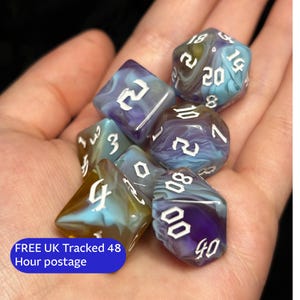 Juego de dados DnD Sueño de Vidente de Tormentas / Remolino Azul Púrpura / Dados de Resina Nublada de 7 piezas para Dungeons and Dragons / Regalo de dados de adivinación TTRPG