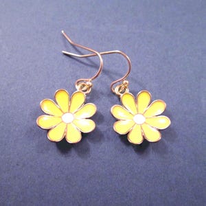 Daisy Earrings, Yellow and White Enamel Lacquer, Gold Dangle Earrings, FREE Shipping