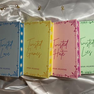 Edición especial completa con reencuadernado de bordes pintados de Ana Huang retorcidos y marcapáginas