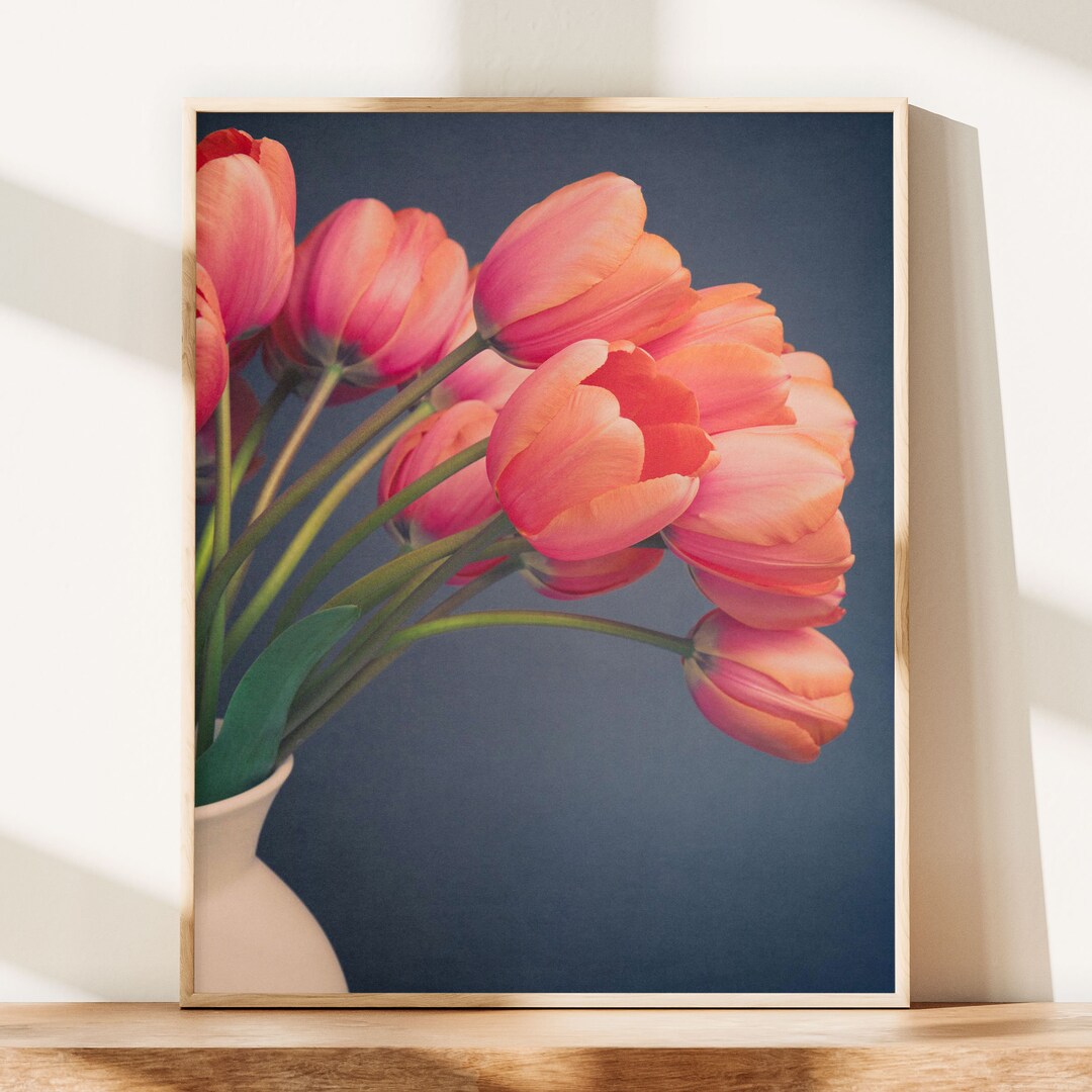 Tulip Print, Tulip Photography, Flower Wall Art, Tulip Art, Flower Photography, Floral Wall Art