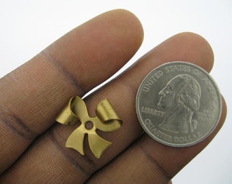 Only 9 Sets Left-8 Cute Vintage Brass Bow Findings
