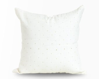 Throw Pillow Cover - Modern Farmhouse Linen Cushion - Soft Loom Spot Pattern, Breathable Fabric, Spring Decor