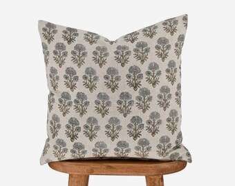 Funda de almohada de lino estampada a mano / Cojín decorativo floral / Decoración de primavera estilo granja bohemio / Regalo de inauguración de la casa