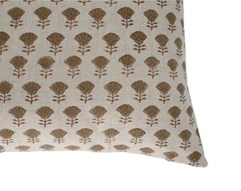 Funda de almohada de lino estampada a mano / Cojín decorativo / Decoración de primavera estilo granja bohemio / Regalo de inauguración de la casa