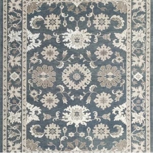 Antique Oushak Rug - Hand Knotted Turkish Vintage Rug with Earthy Tones - Soft Palette Low Pile Hallway Rug