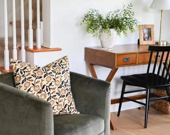 Funda de almohada de lino estampada a mano / Cojín decorativo floral / Decoración de primavera estilo granja bohemio / Regalo de inauguración de la casa