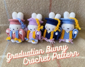 Graduation Bunny Crochet Pattern/Tutorial