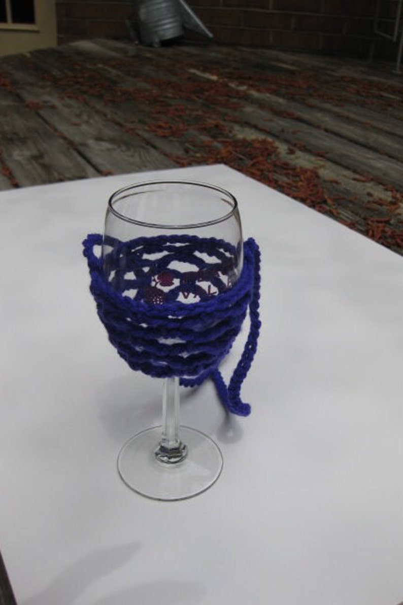Wine glass necklace/lanyard image 4