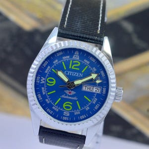 Reloj de pulsera Citizen 8200A automático vintage con esfera azul, fecha y día, 21 joyas, para hombre. Coleccionable, fabricado en Japón.