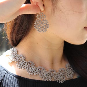 LORINA BALTEANU レース ネックレス Lorina Balteanu - Etsy Hong Kong