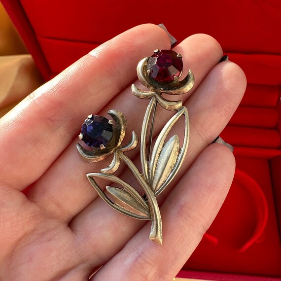 Vintage Flower Crystal Brooch Silver Tone, Vintage Costume  display picture 1