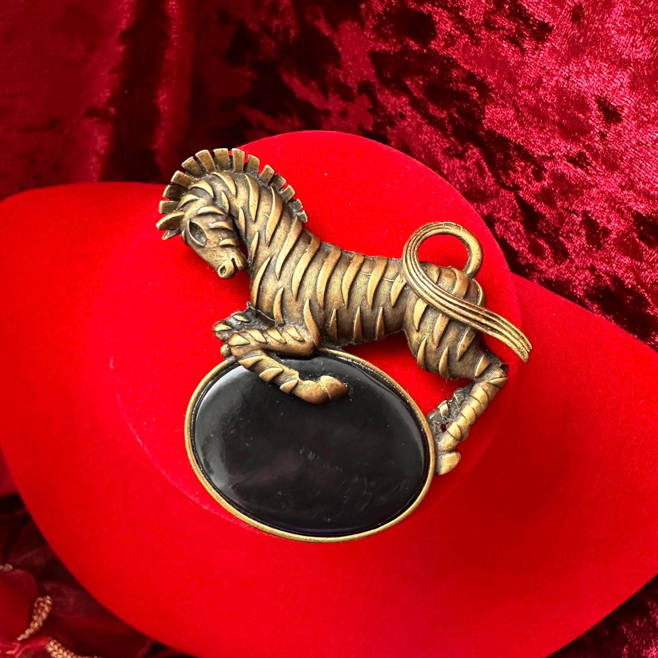 Vintage Zebra Brooch - Etsy Canada