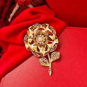 vintage Coro statement flower brooch gold tone filigree, rhinestones, vintage 1950s