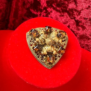 vintage Czech filigree brooch gold tone with topaz rhinestone glass crystals