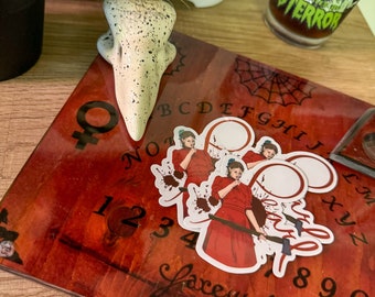 Pearl Solo Sticker