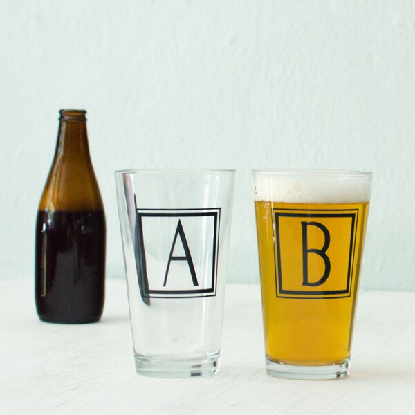 MONOGRAM "A" GLASWERK één eerste letter "a" scherm afgedrukt pint glazen