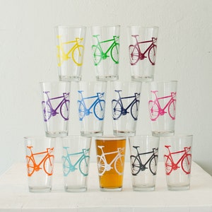 BIKE PARTY GLASSWARE set of 4 screen printed bicycle Pint glasses image 2