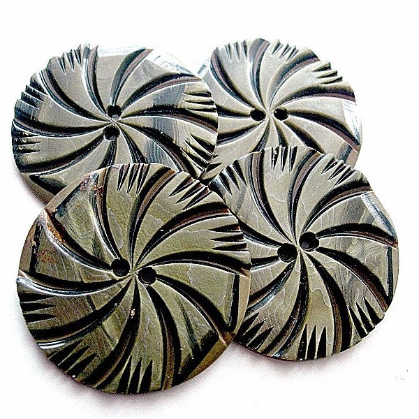 Lovely Matching Set of Four Rarer Vintage Layered Celluloid Buttons