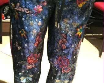 glittery Black pants fits all sizes