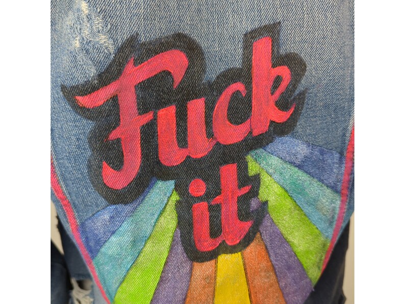 Jeansjacke Fuck it mit Regenbogen S/M Bild 5