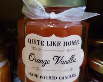 Orange Creamsicle scented 6.5 oz. jar candle with gold lid, & organza ribbon. Smells like that famous ice cream bar! Sweet, citrus, fruit