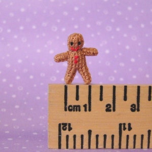 Micro Miniature Gingerbread Man AMIGURUMI Crochet PATTERN image 3