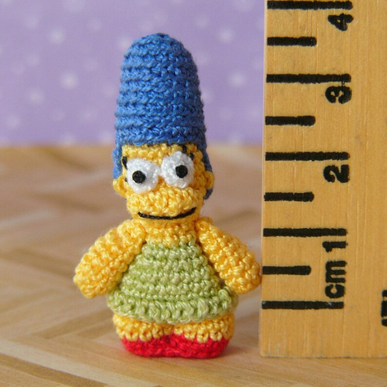 Miniature Cartoon Woman AMIGURUMI Crochet PATTERN image 3