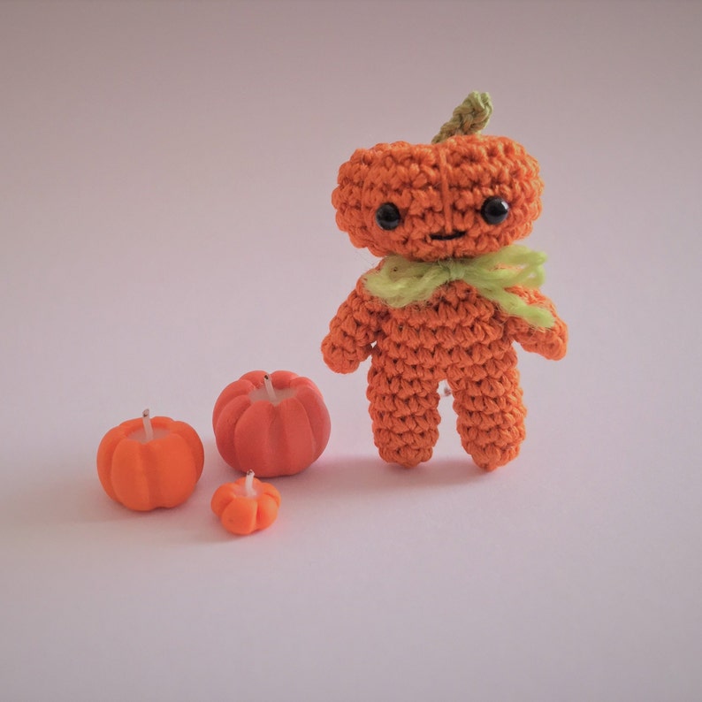 Miniature Pumpkin Man AMIGURUMI Crochet PATTERN image 4