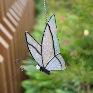 Handmade Stained Glass Butterfly Suncatcher,Monarch butterfly suncatcher, Stained Glass Butterfly Window Hanging,Glass Art,Gift for Mom