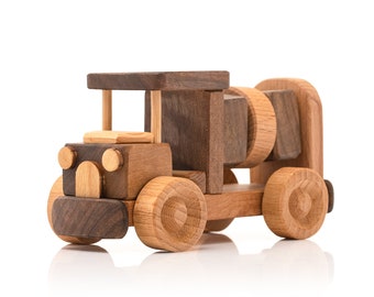 Wooden Toy Car, Personalized Toy, Push Toy, Personalized Gift, Custom Toy, Baby Shower, Birthday Gift