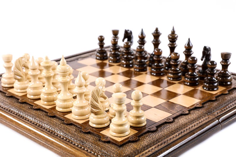 Handcrafted Chess Set: Wooden Chess Board / FREE PERSONALIZATION / 6 SIZES image 2