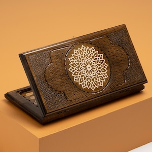 Wooden Handmade Backgammon Set, Engraved Ornaments, Custom Engraving