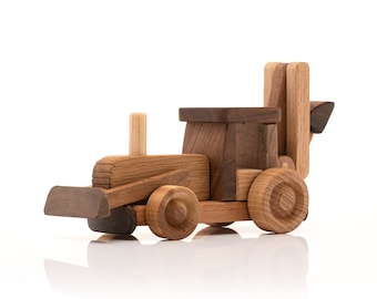 Handmade Wooden Tractor Toy , Handmade Toy Gifts, Gift for Toddlers, Wood Toys, Personalized Gift for Boy