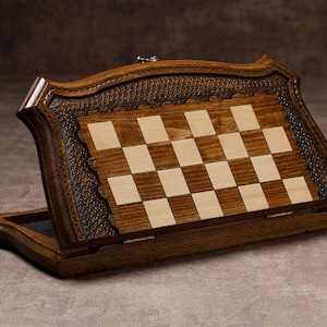 Elegant Chess Set / HANDMADE