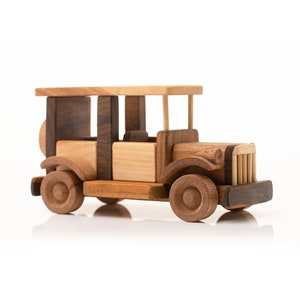 Wooden Toy Retro Push Car,  Wooden Car Toys, First Birthday Gift for Boy, Personalized Baby Gifts, Gift for Kids