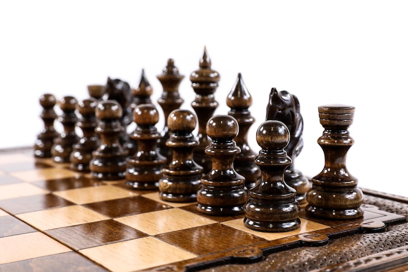 Handcrafted Chess Set: Wooden Chess Board / FREE PERSONALIZATION / 6 SIZES image 5
