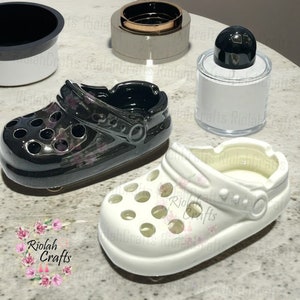 Creative Ceramic Clog-Shaped Ashtrays Are Available In Black And White, Slipper-Shaped Ashtrays, Table Decorations, And Small Object Trays