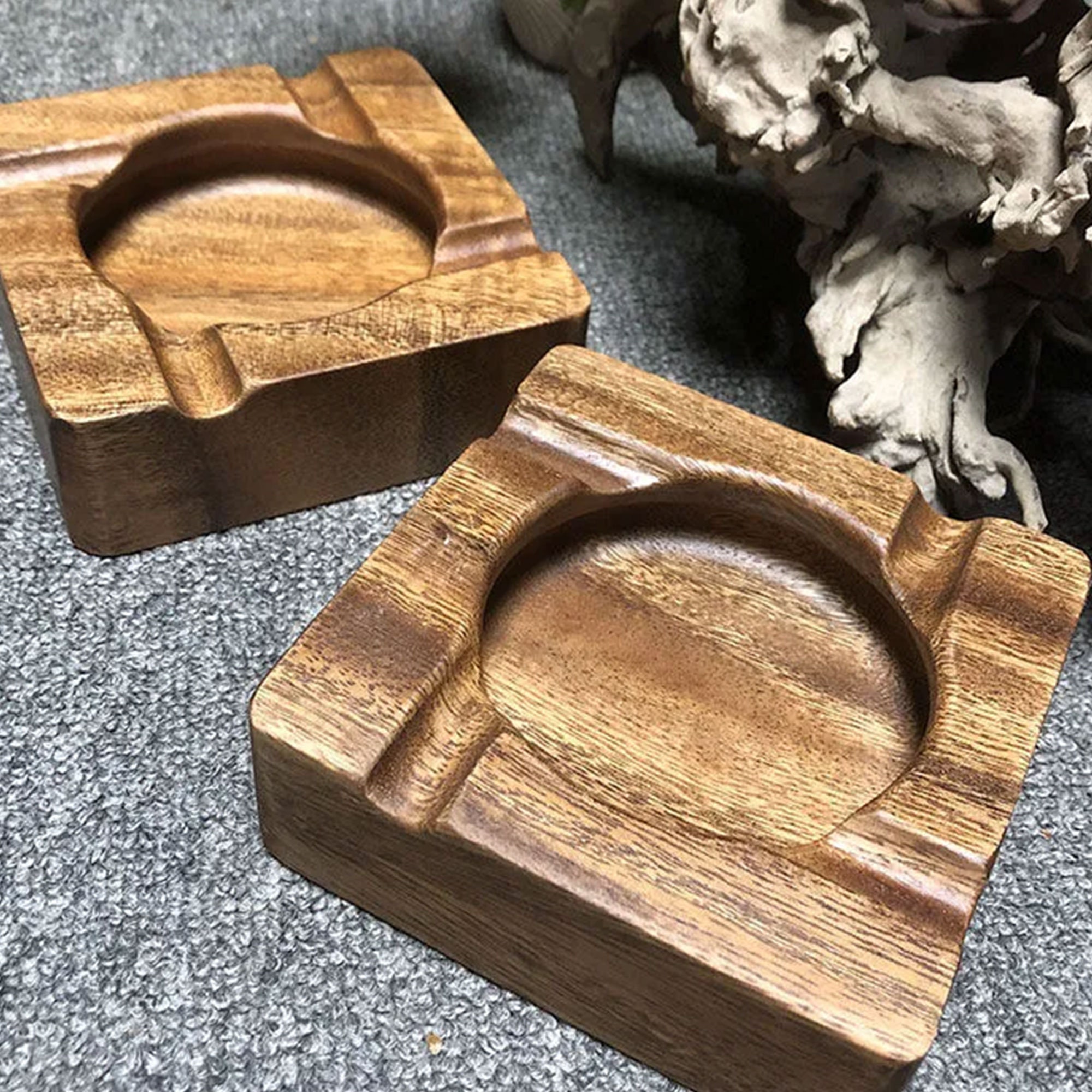 Cendrier Personnalisable En Bois De Noyer Massif - Gravure Sur Mesure, Base Lestée, Pour Cigares, Cadeau Homme