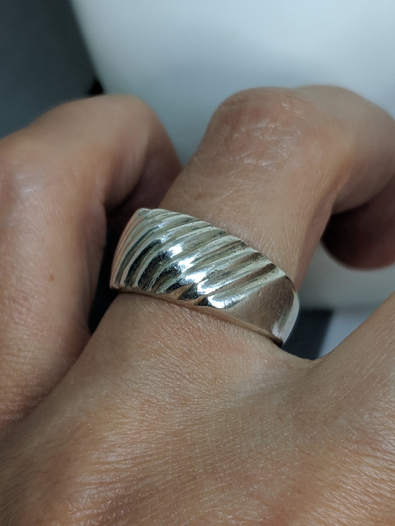 Heavy Vintage Solid Sterling Silver Mexican Wave Ring Size 6.5